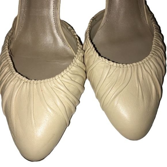 Antonio Melani Cream Colored Heels - Picture 9 of 12